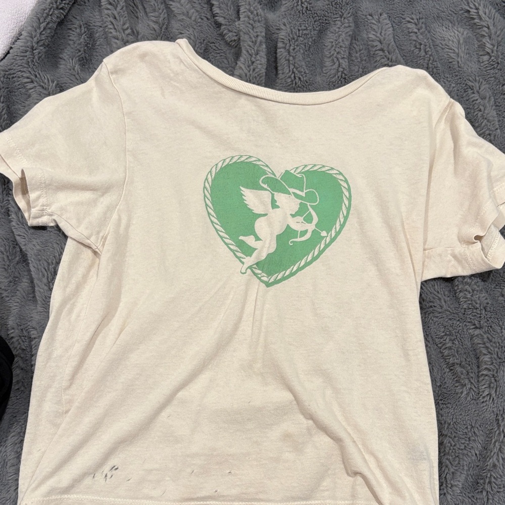 PacSun Cream Tee with Green Angel Heart Design